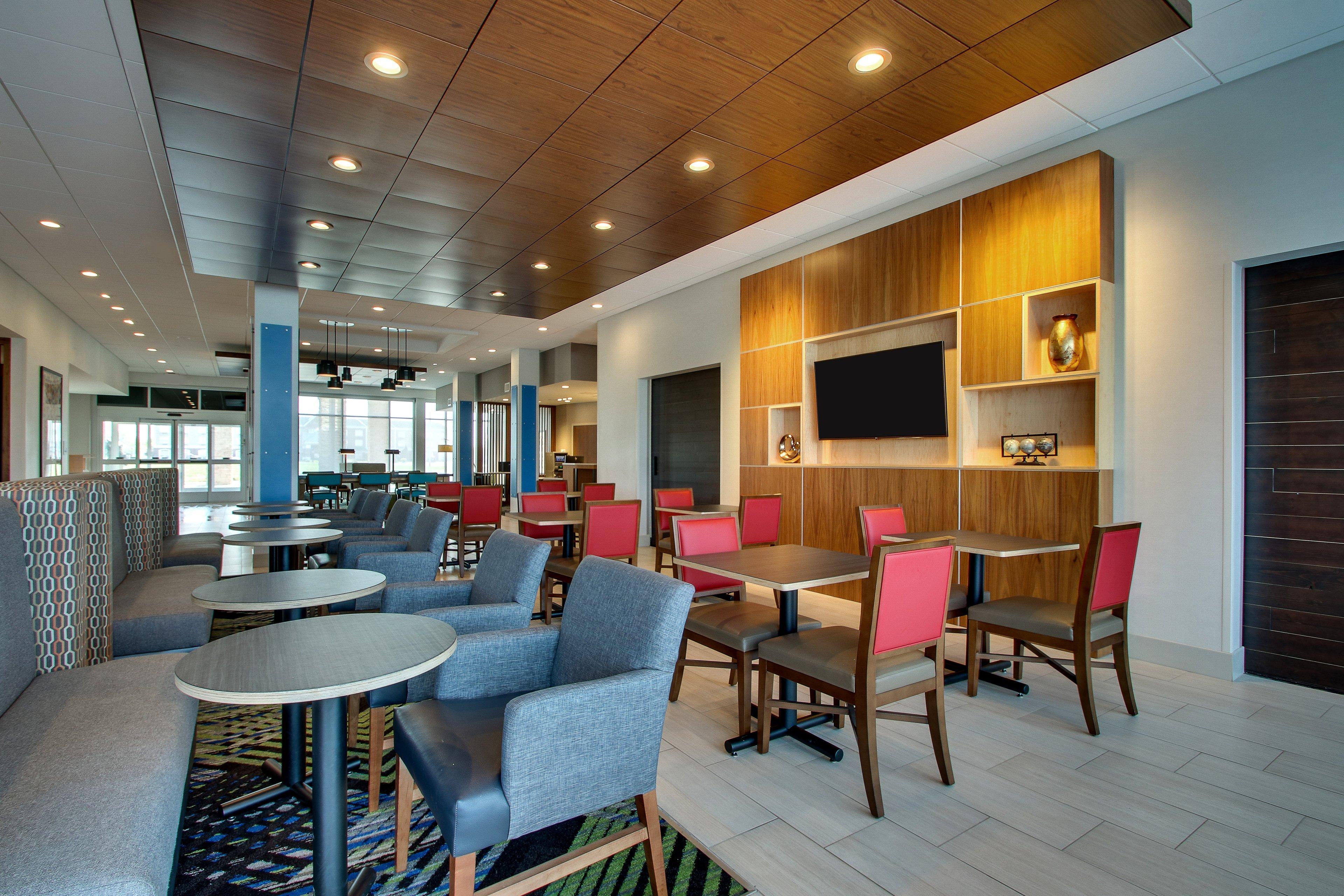 Holiday Inn Express & Suites Troy By Ihg Exteriör bild