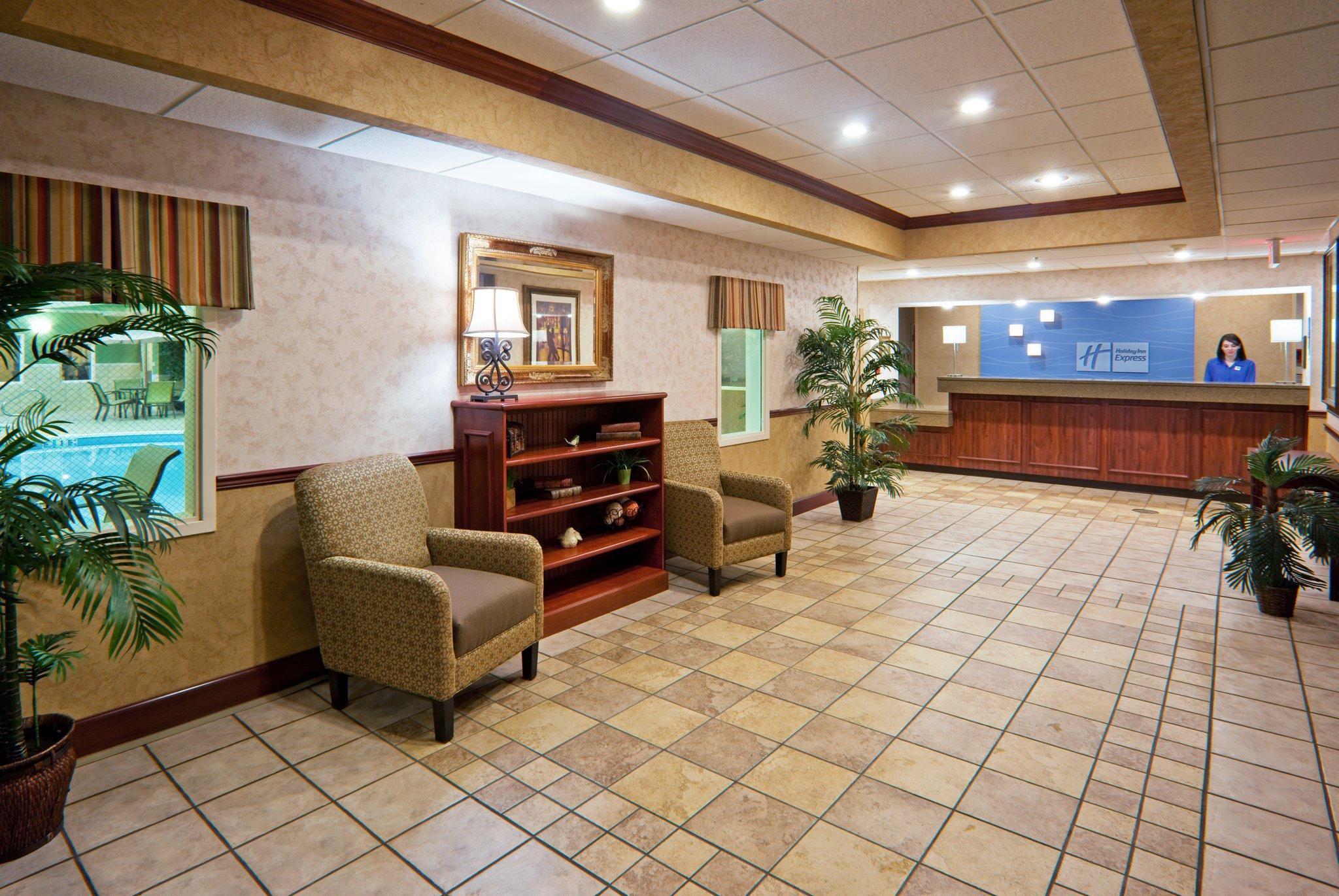 Holiday Inn Express & Suites Troy By Ihg Exteriör bild